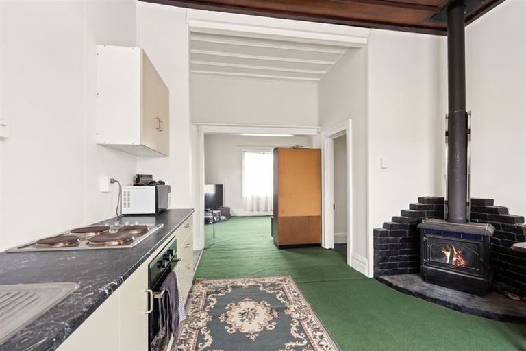 Photo of property in 5 Alexander Street, Ohingaiti, Hunterville, 4785