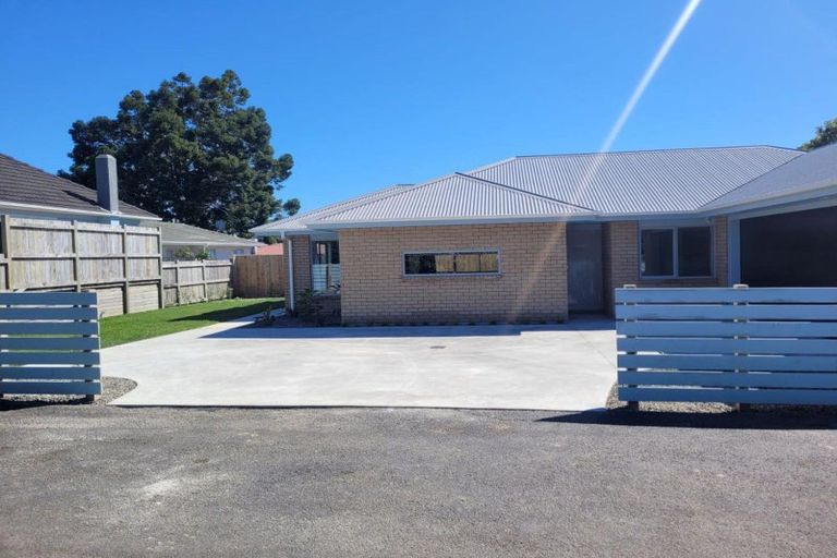 Photo of property in 73a Govett Avenue, Frankleigh Park, New Plymouth, 4310