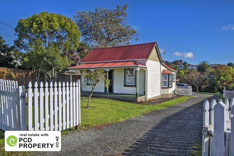 Photo of property in 32 Station Road, Te Kamo, Whangarei, 0112