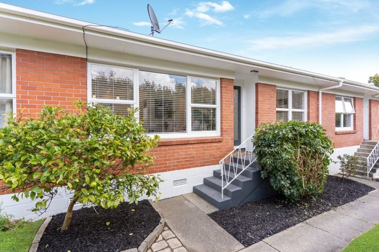 Photo of property in 3/109 Ocean View Road, Hillcrest, Auckland, 0627