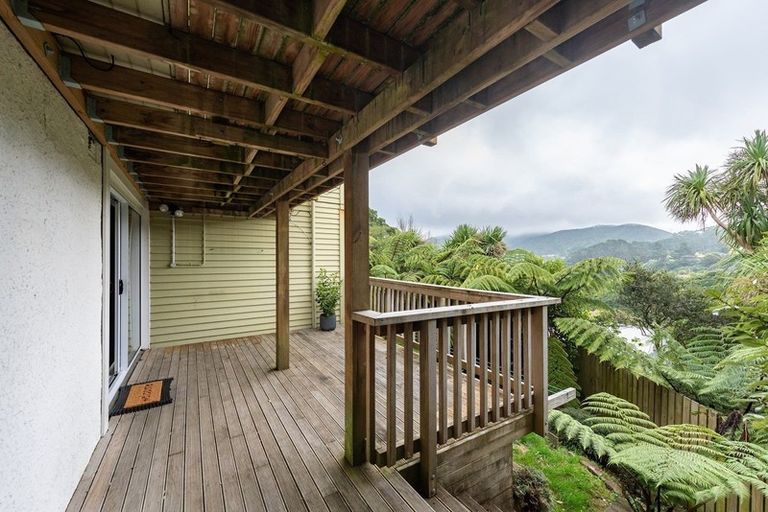 Photo of property in 19a Montgomery Avenue, Rothesay Bay, Auckland, 0630