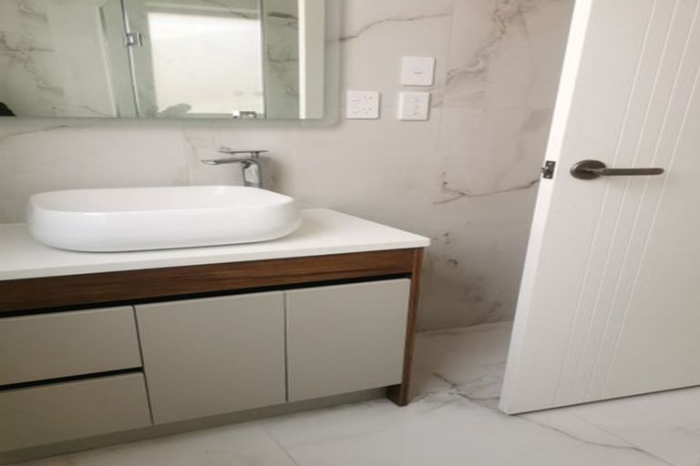 Photo of property in 59 Drumbuoy Drive, Flat Bush, Auckland, 2019