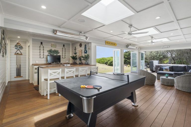 Photo of property in 10 Mariri Place, Waitarere Beach, Levin, 5510