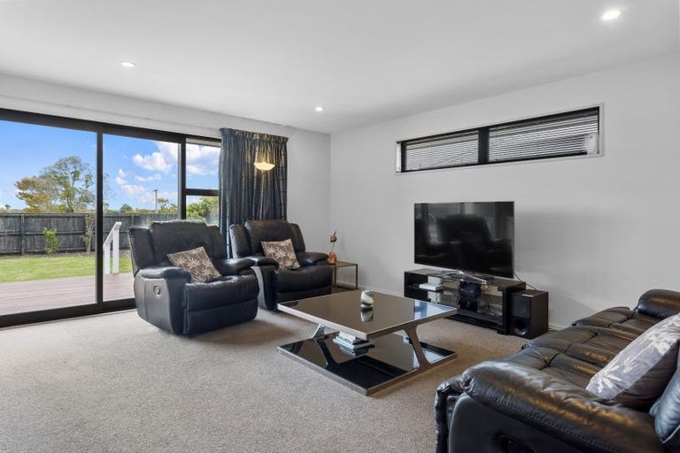 Photo of property in 33 Willryan Avenue, New Brighton, Christchurch, 8083
