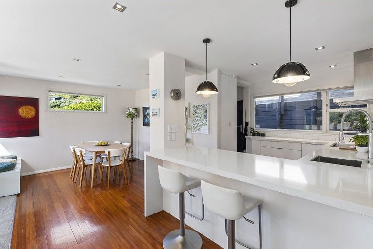 Photo of property in 4 Pinnacle Street, Seatoun, Wellington, 6022