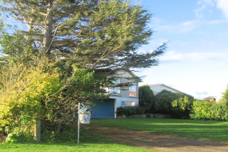 Photo of property in 12 Eaton Crescent, Otamatea, Whanganui, 4500