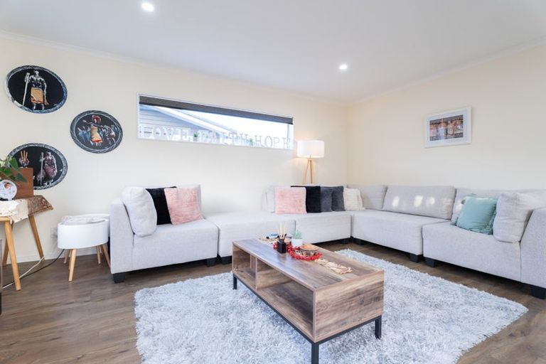 Photo of property in 25 Trelawny Terrace, Grenada Village, Wellington, 6037