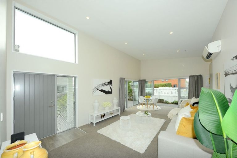 Photo of property in 9/95 Packe Street, Edgeware, Christchurch, 8013