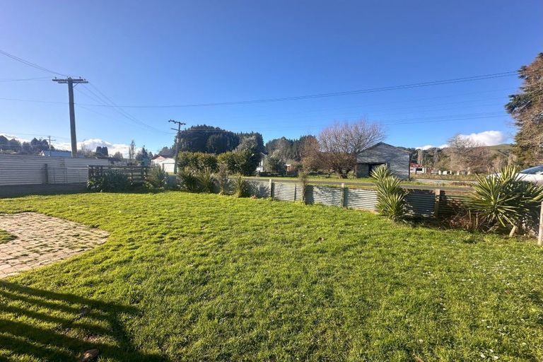 Photo of property in 30 Huia Street, Ohura, 3926