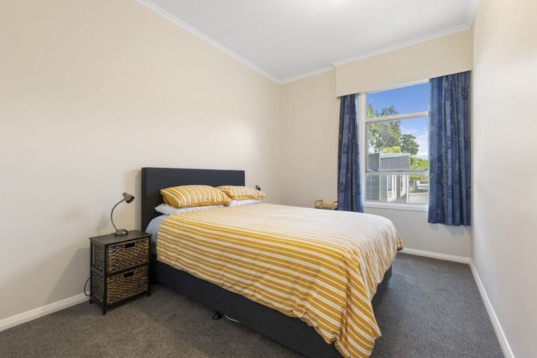 Photo of property in 2319 Mountain Road, Tariki, Inglewood, 4390