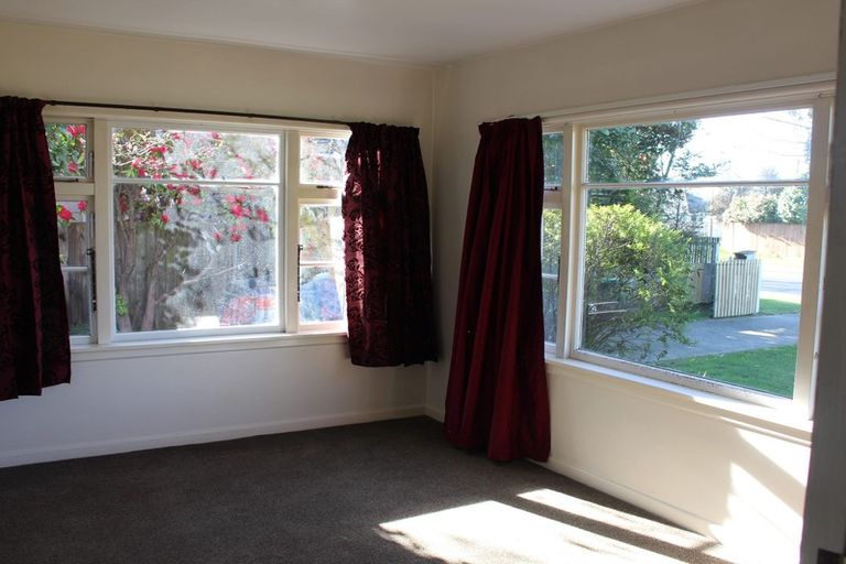 Photo of property in 53 Glenfield Crescent, Mairehau, Christchurch, 8052