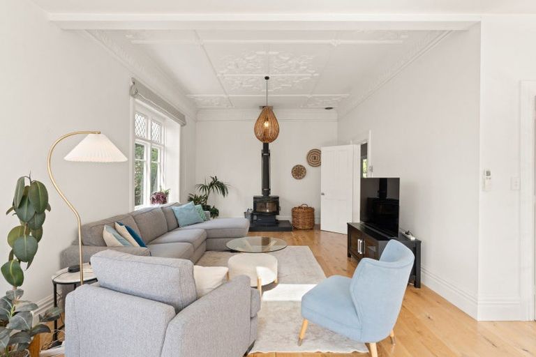 Photo of property in 211 Forbury Road, Saint Clair, Dunedin, 9012