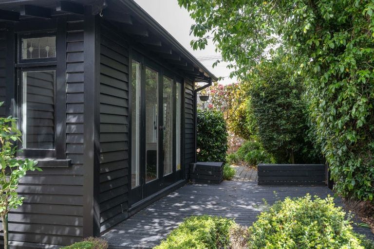 Photo of property in 85 Office Road, Merivale, Christchurch, 8014