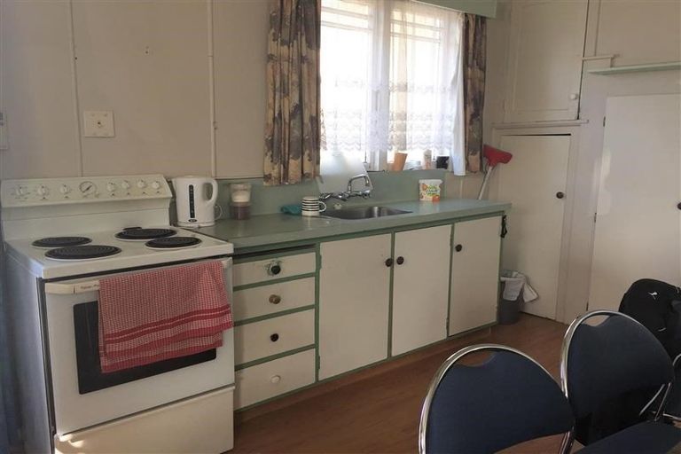 Photo of property in 4/24 Parkers Road, Tahunanui, Nelson, 7011