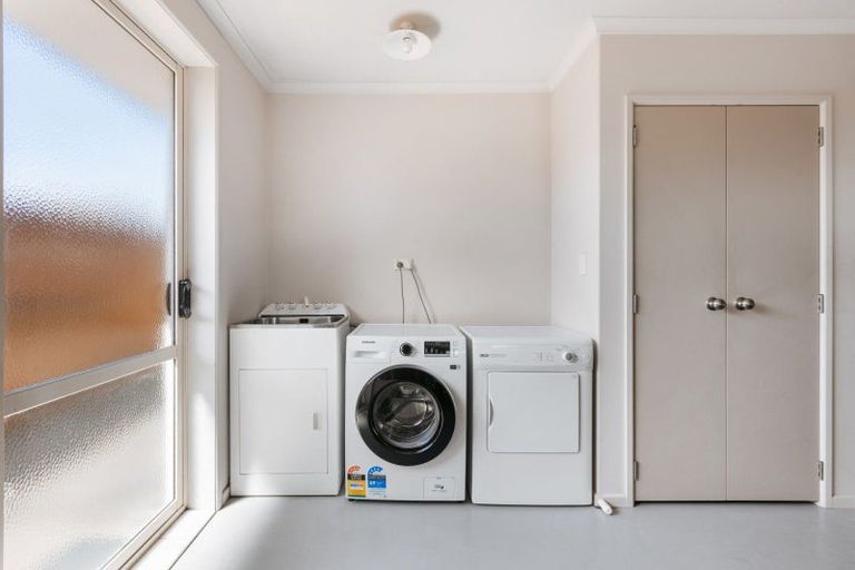 Photo of property in 106 Doncaster Drive, Papamoa Beach, Papamoa, 3118