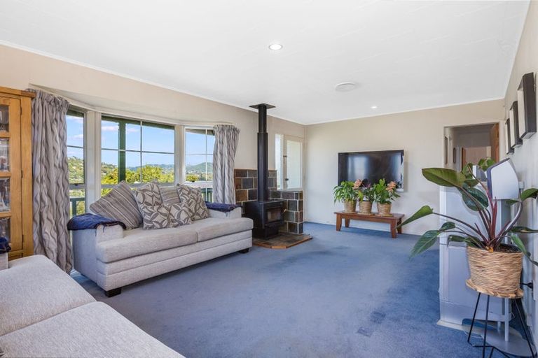 Photo of property in 7 John Witton Drive, Crofton Downs, Wellington, 6035