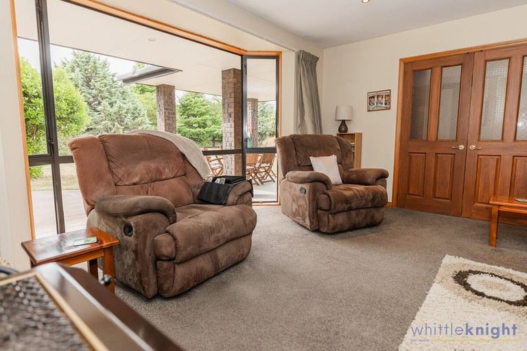 Photo of property in 2377 Homebush Road, Coalgate, 7673