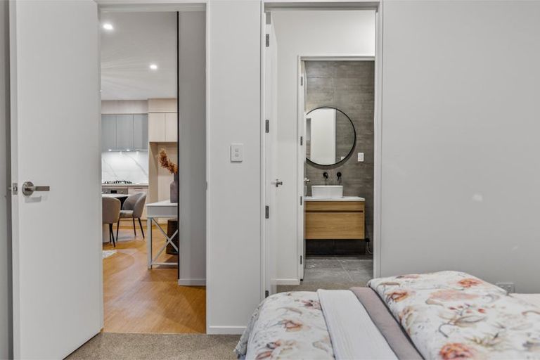 Photo of property in 21 Paretao Street, Massey, Auckland, 0614