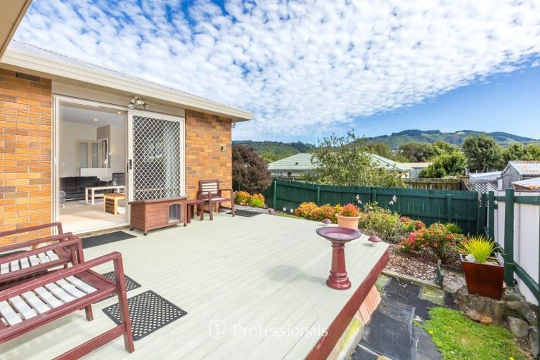 Photo of property in 27b Thackeray Street, Trentham, Upper Hutt, 5018