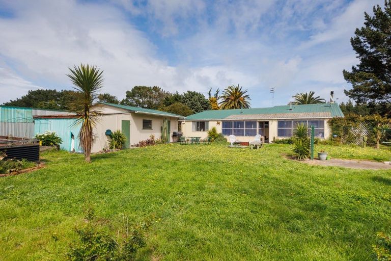 Photo of property in 2066 Tangimoana Road, Tangimoana, Palmerston North, 4473