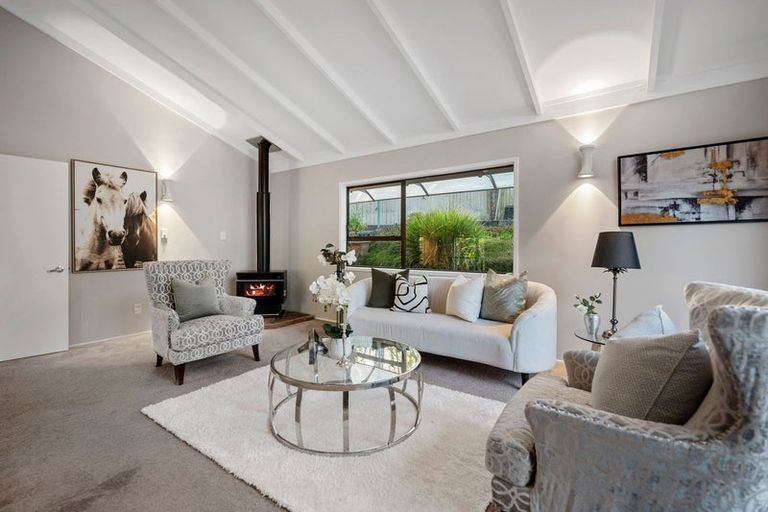 Photo of property in 92 Braemar Road, Castor Bay, Auckland, 0620