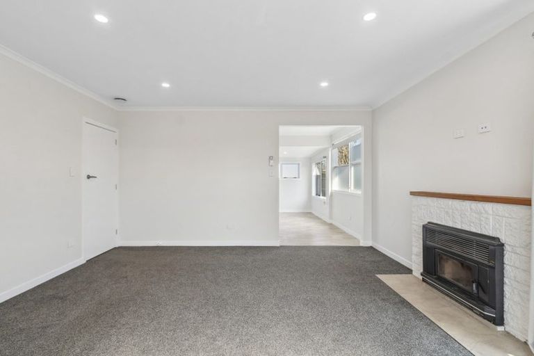 Photo of property in 19 Dalesford Street, Silverdale, Hamilton, 3216