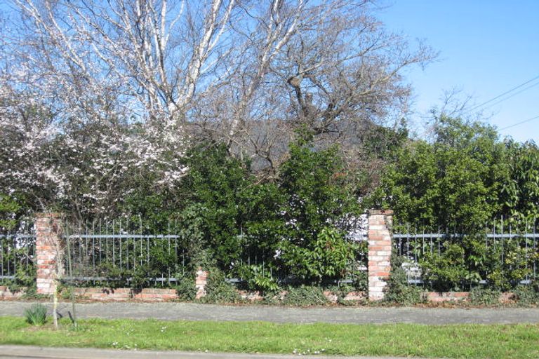 Photo of property in 34 Park Road, Carterton, 5713