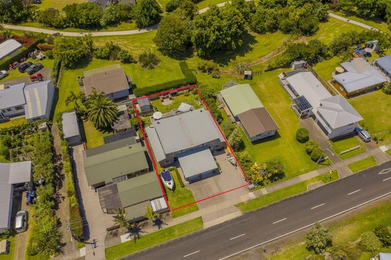 Photo of property in 9 Pa Road, Hahei, Whitianga, 3591