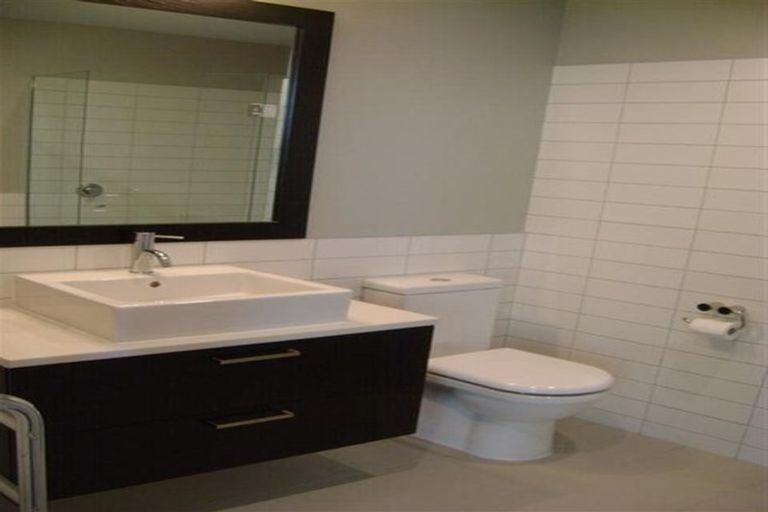 Photo of property in Chews Lane Apartments, 8a/9 Chews Lane, Wellington Central, Wellington, 6011