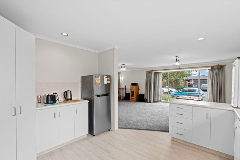 Photo of property in 6 Thompsons Road, Belfast, Christchurch, 8051