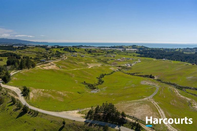Photo of property in 36 Tirohanga Moana Way, Tasman, 7175