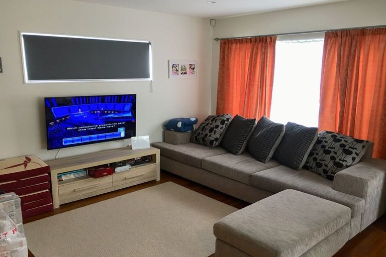 Photo of property in 390a Bucklands Beach Road, Bucklands Beach, Auckland, 2012