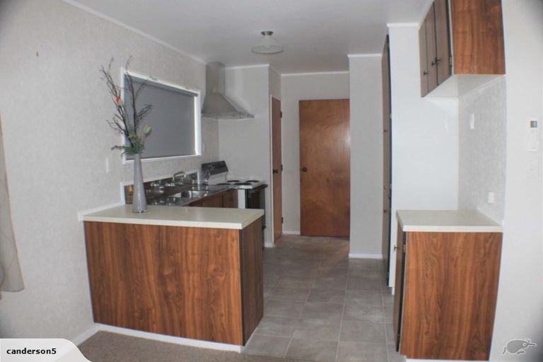 Photo of property in 66a Whiteley Street, Moturoa, New Plymouth, 4310