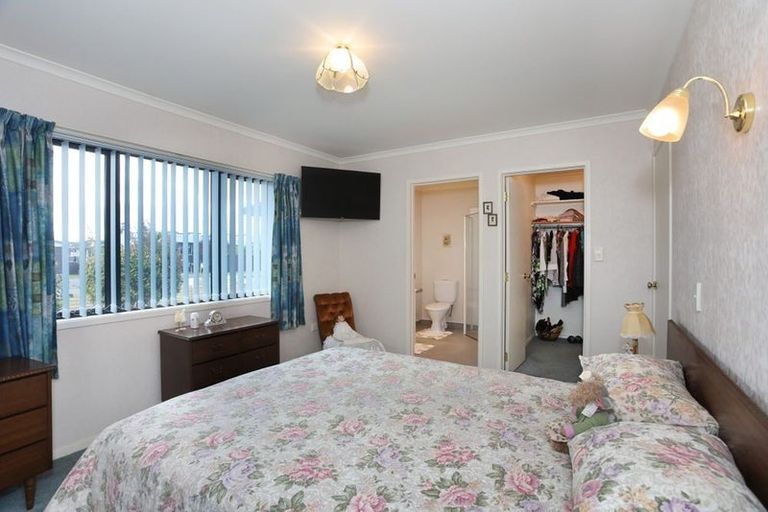 Photo of property in 92 Warwick Street, Feilding, 4702