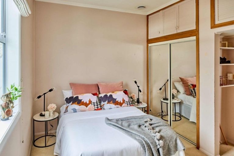 Photo of property in 1 Mcfarlane Street, Mount Victoria, Wellington, 6011