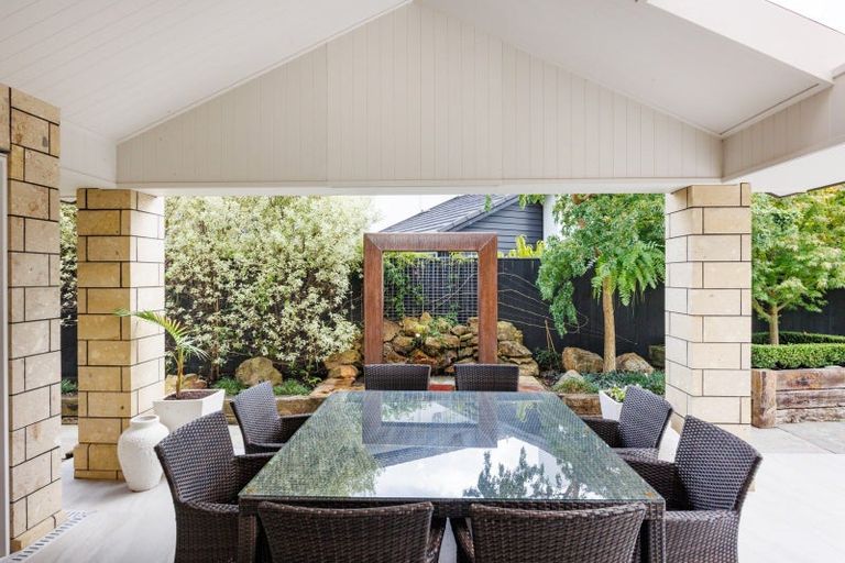 Photo of property in 9 Riverstone Grove, Hokowhitu, Palmerston North, 4410