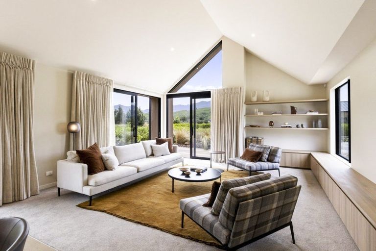 Photo of property in Kawarau Heights, 4 Carrick Lane, Lake Hayes, Queenstown, 9304
