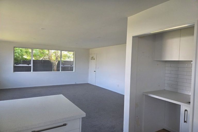 Photo of property in 2/4 Traynor Lane, Avonside, Christchurch, 8061