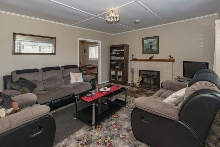 Photo of property in 19 Fleming Crescent, Maraenui, Napier, 4110