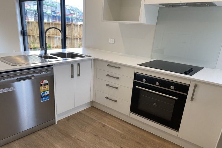 Photo of property in 42/125b Metcalfe Road, Ranui, Auckland, 0612