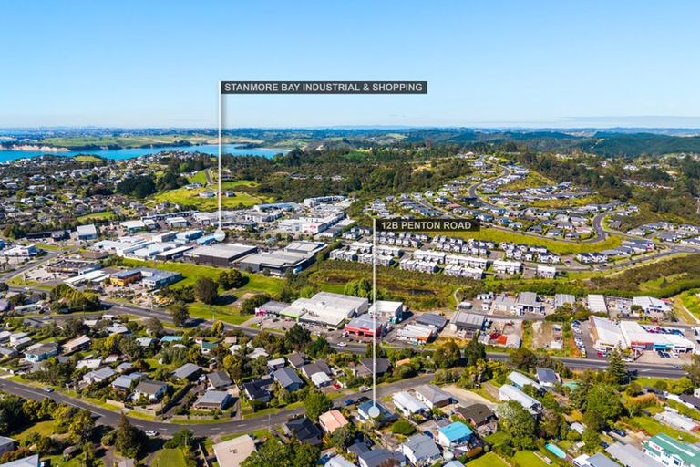 Photo of property in 12b Penton Road, Stanmore Bay, Whangaparaoa, 0932