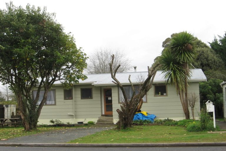 Photo of property in 28 Chrisarda Place, Red Hill, Papakura, 2110