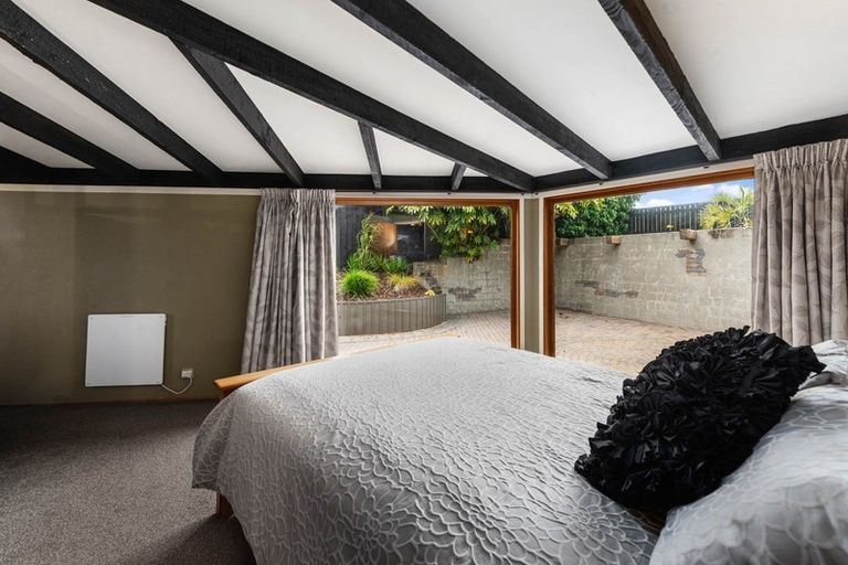 Photo of property in 24 Exeter Place, Tihiotonga, Rotorua, 3015