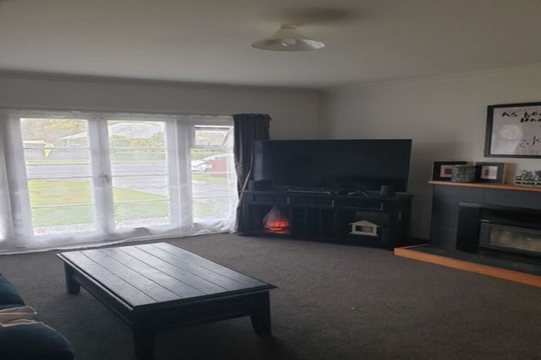 Photo of property in 17 White Street, Taradale, Napier, 4112