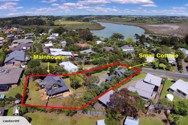 Photo of property in 8 Poplar Road, Stanmore Bay, Whangaparaoa, 0932