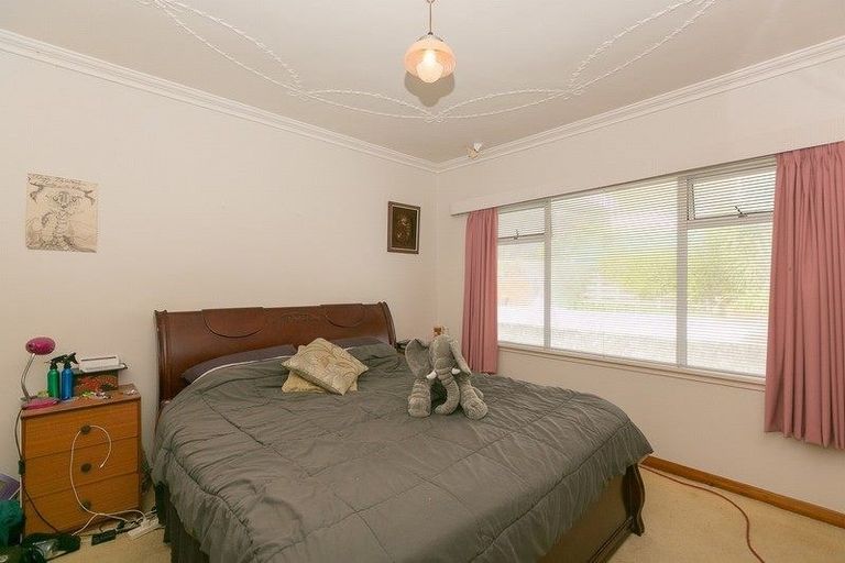 Photo of property in 69 South Road, Blagdon, New Plymouth, 4310