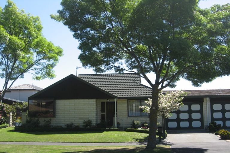 Photo of property in 2/2 Elvira Court, Bishopdale, Christchurch, 8053