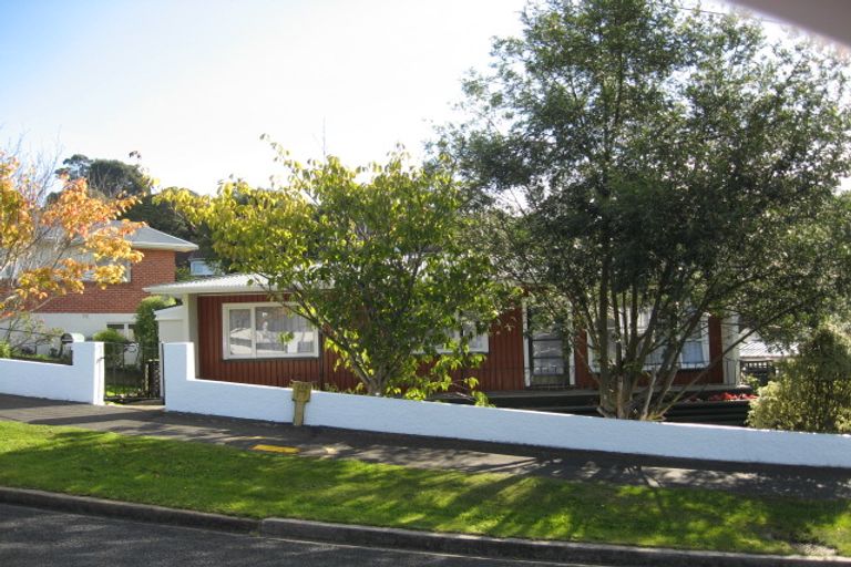 Photo of property in 110 Easther Crescent, Kew, Dunedin, 9012