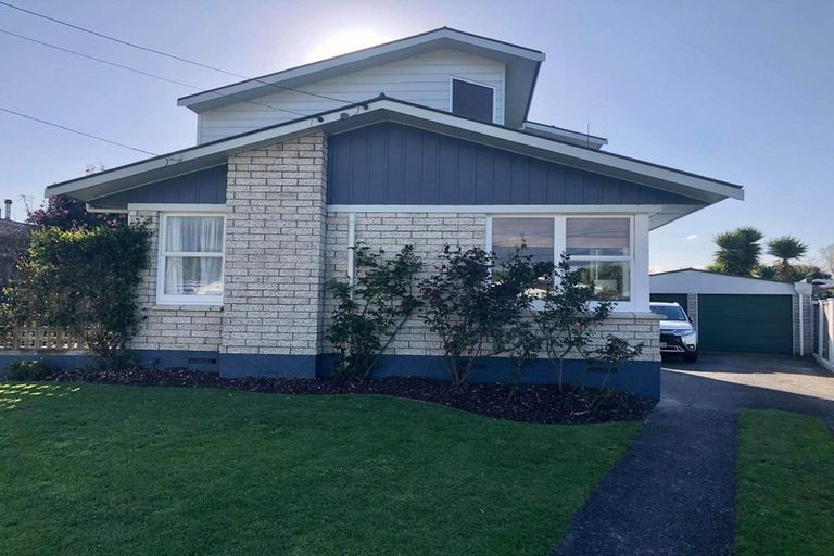 Photo of property in 45 Garden Heights Avenue, Glenview, Hamilton, 3206