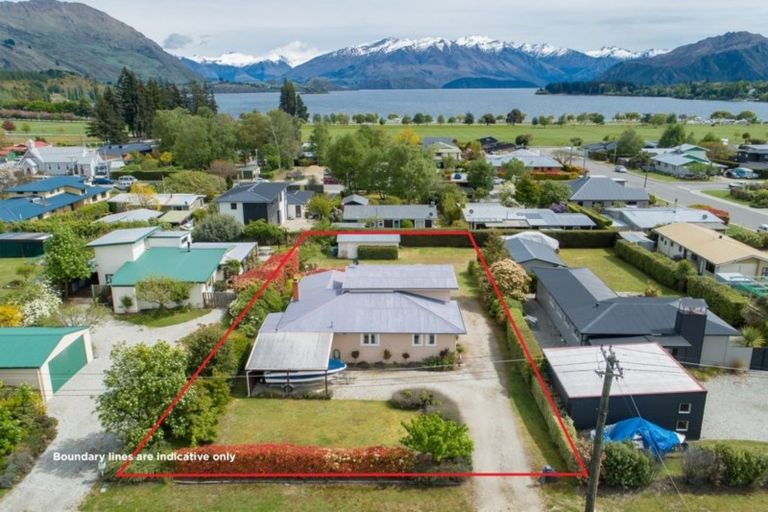 Property details for 145 Warren Street, Wanaka, 9305